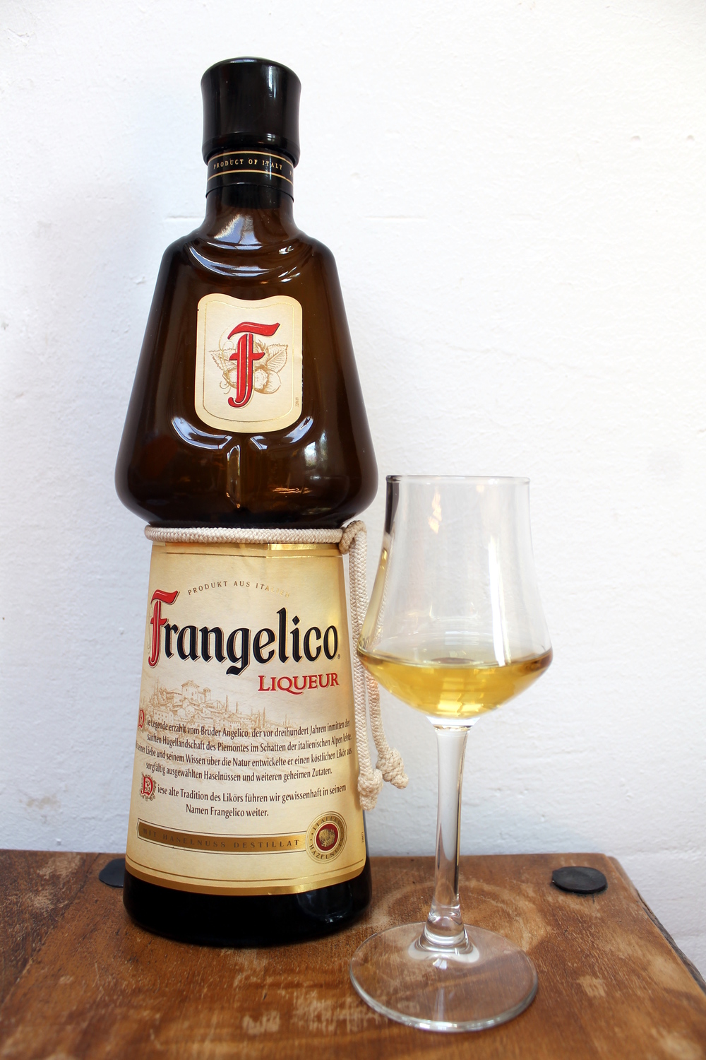 Im Test: Frangelico Haselnusslikör (20% Alk.) - Fuselkönig